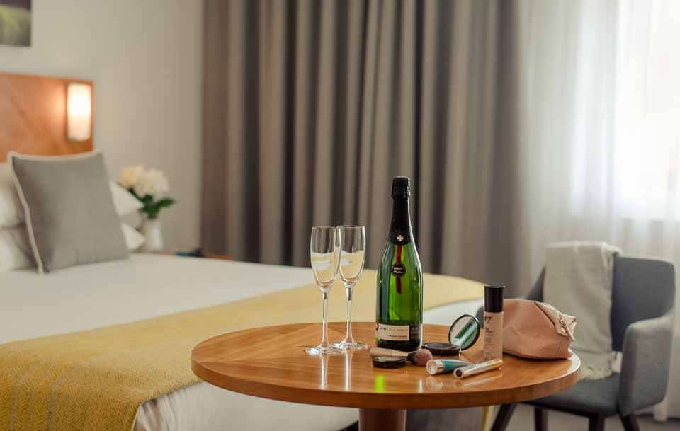 The Hoban Hotel Kilkenny Double Bedroom With Prosecco 3