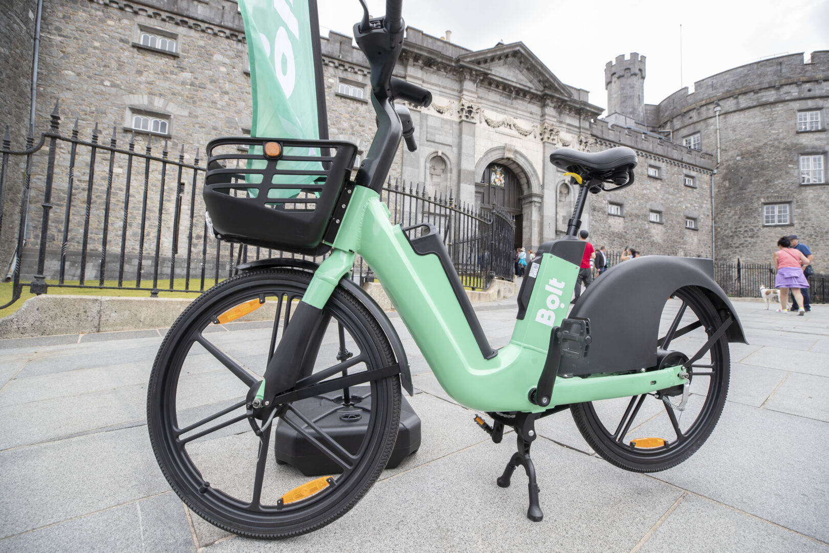 Bolt e-bike Kilkenny Castle