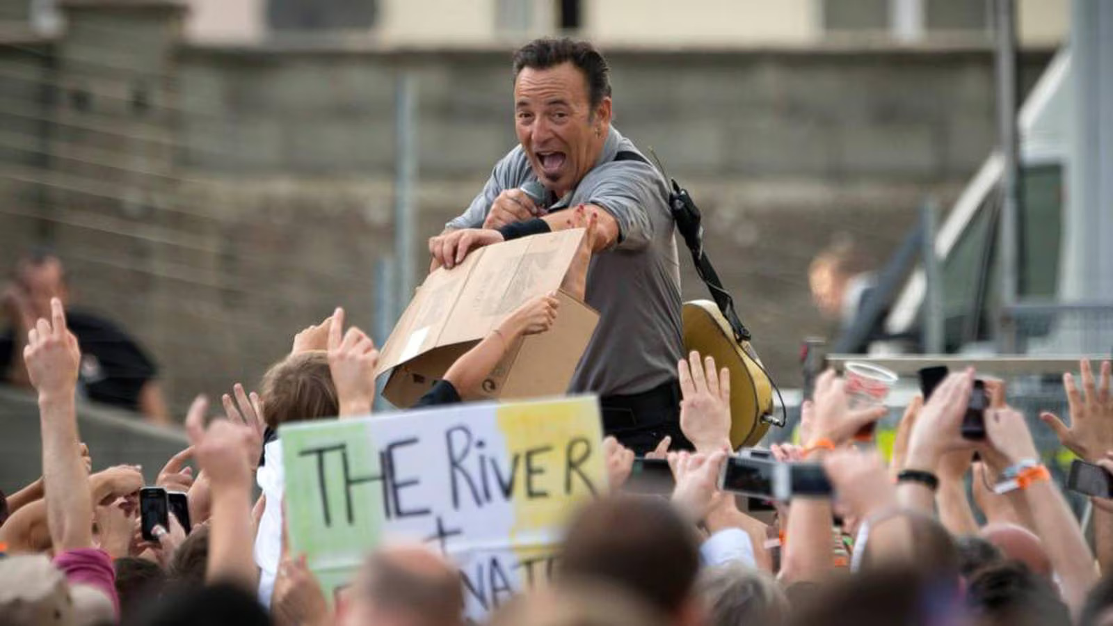 Bruce Springsteen Nowlan Park (dylan Vaughan)